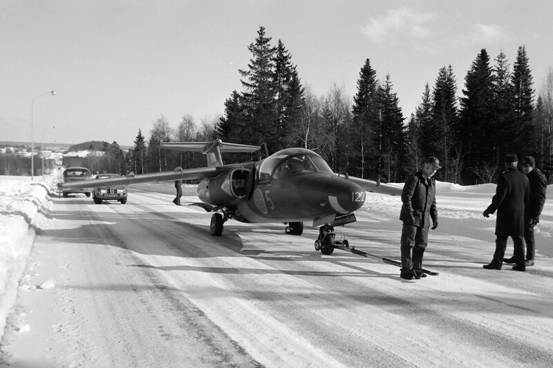 http://192.168.50.67/flyg/f4-77-05-13.jpg