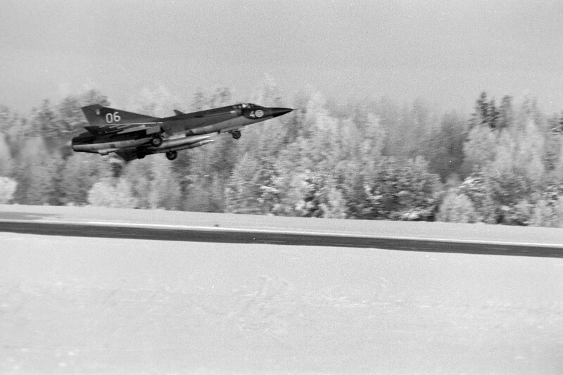 http://192.168.50.67/flyg/f4-77-01-15.jpg