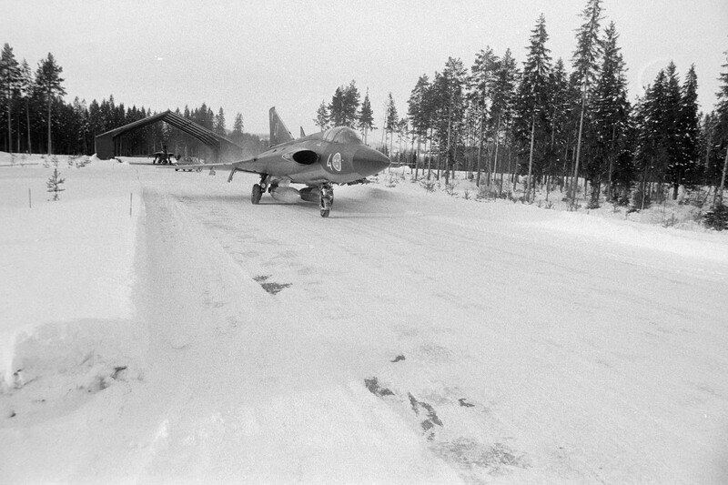 http://192.168.50.67/flyg/f4-77-03-04.jpg